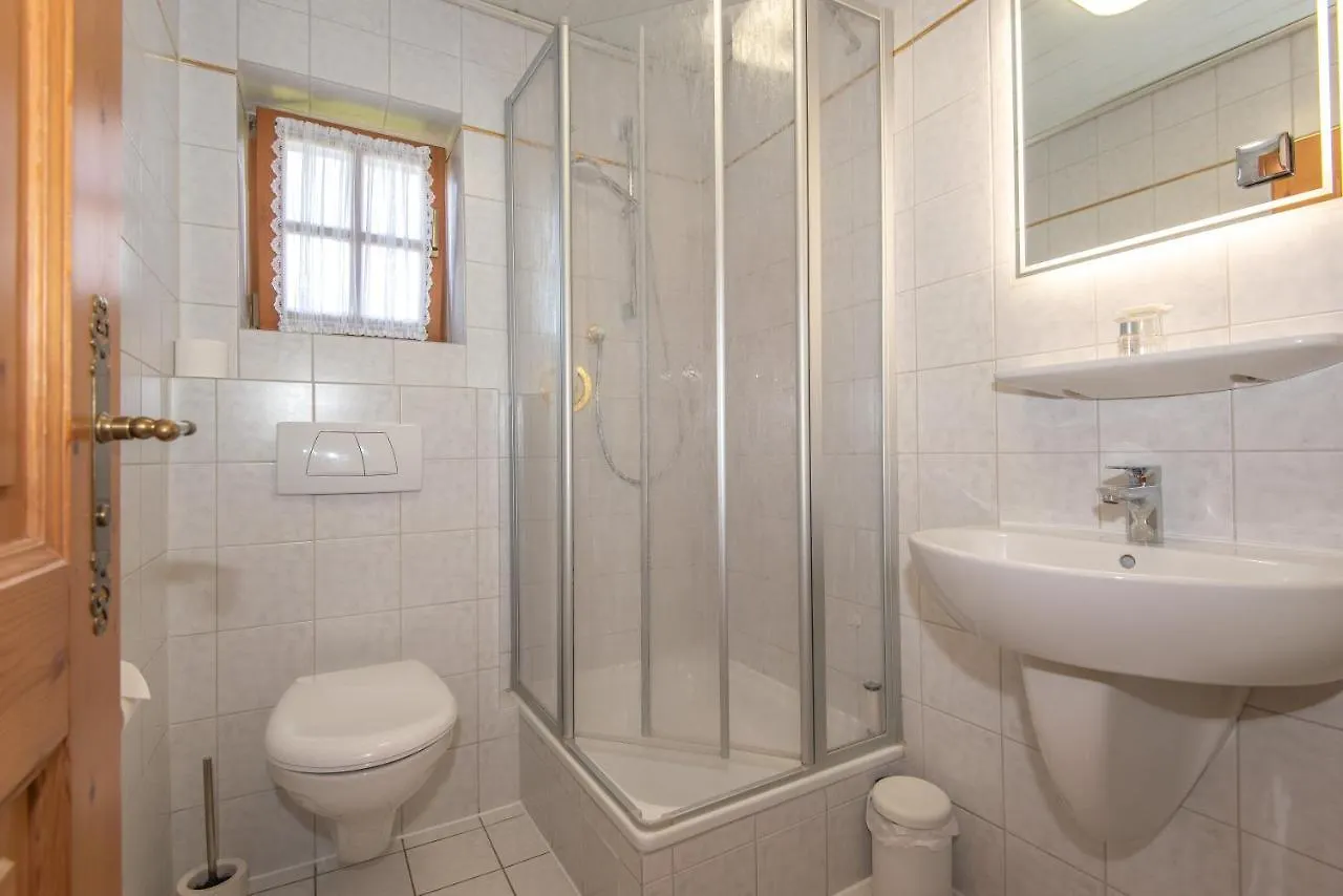 Pension Ludwig Thoma Otterfing Germany