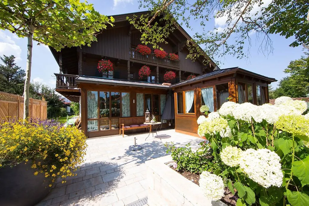 Guest house Pension Ludwig Thoma Otterfing